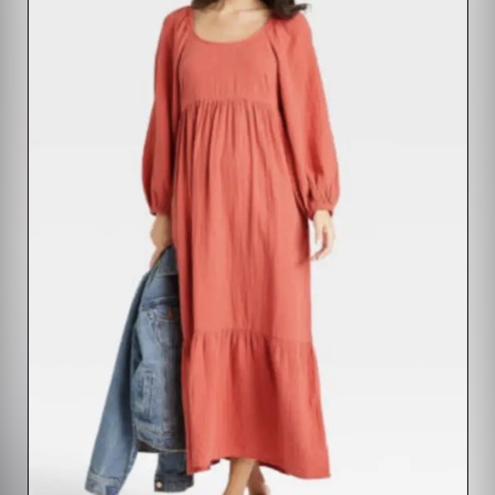 Universal Thread women’s coral dress size small